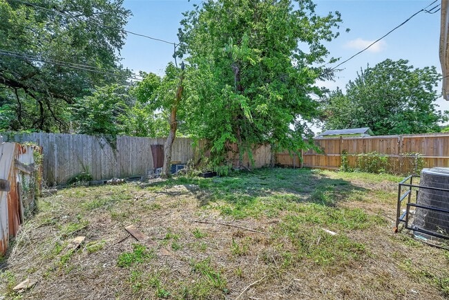 Building Photo - 3918 Tavenor Ln