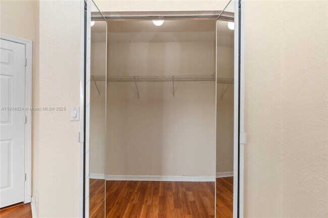 Building Photo - 4005 NW 91st Terrace