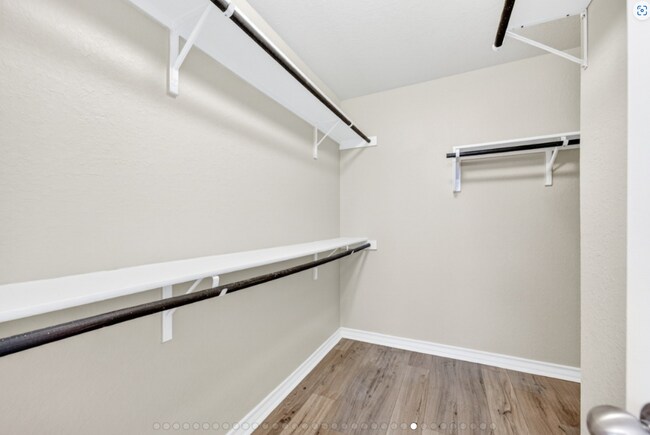 Building Photo - 8745 Ironwood Hill