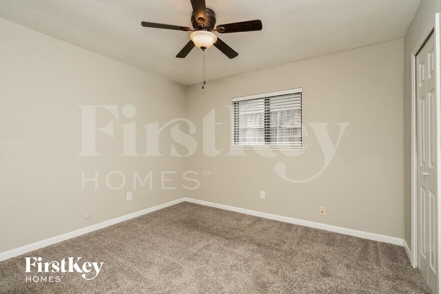 Building Photo - 5276 Sherman Dr