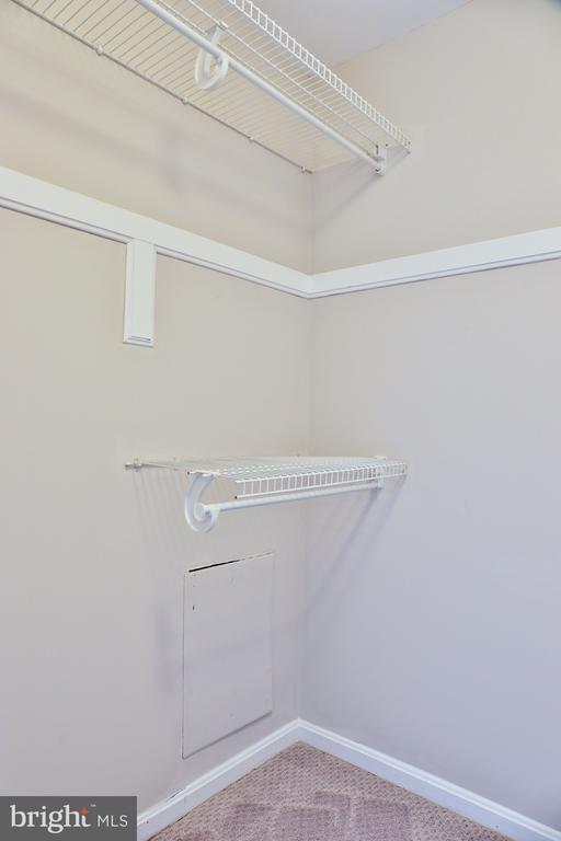 Building Photo - 5423 Rilian Ct