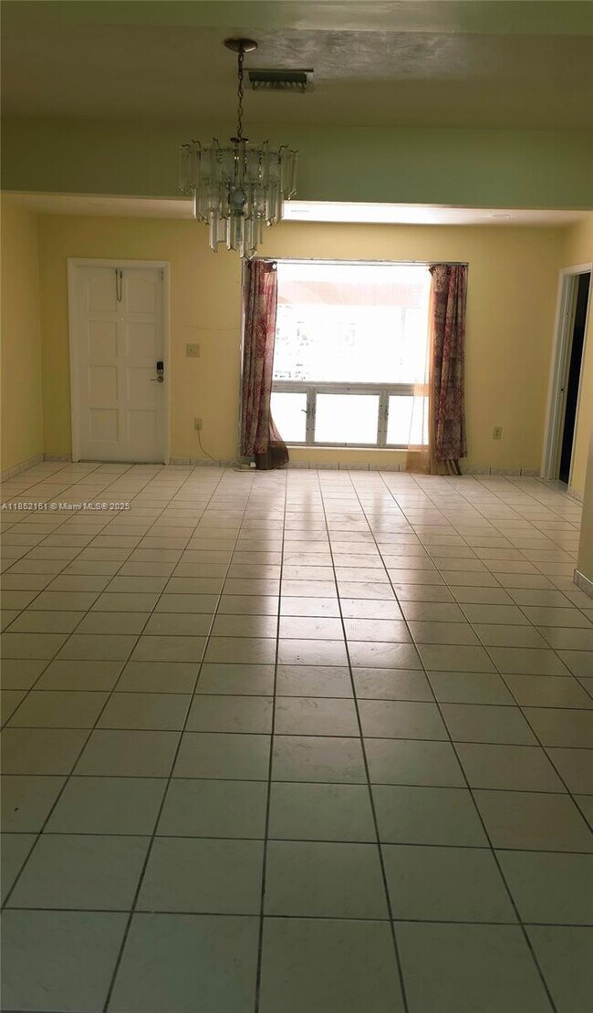 Building Photo - 7813 Shalimar St