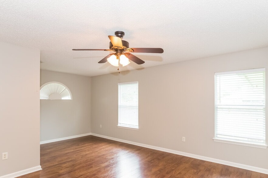 Building Photo - 3111 Brook Haven Ct