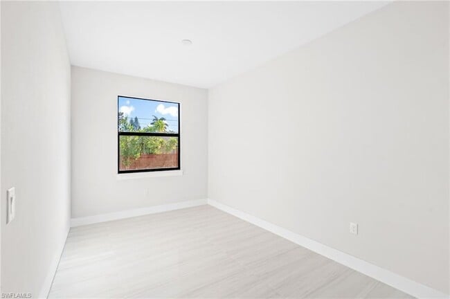 Building Photo - 2064 55th Terrace SW