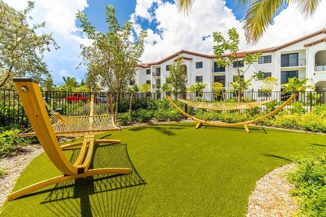 Building Photo - 11270 Cooper Dr