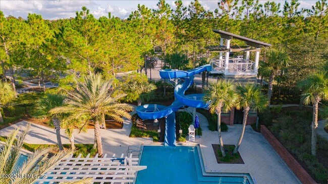 Building Photo - 552 Meadow Creek Dr