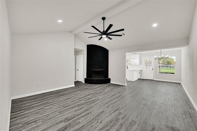 Building Photo - 11807 Oceanview St
