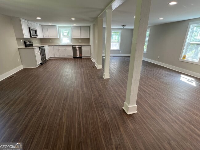 Building Photo - 2310 Hwy 42 S