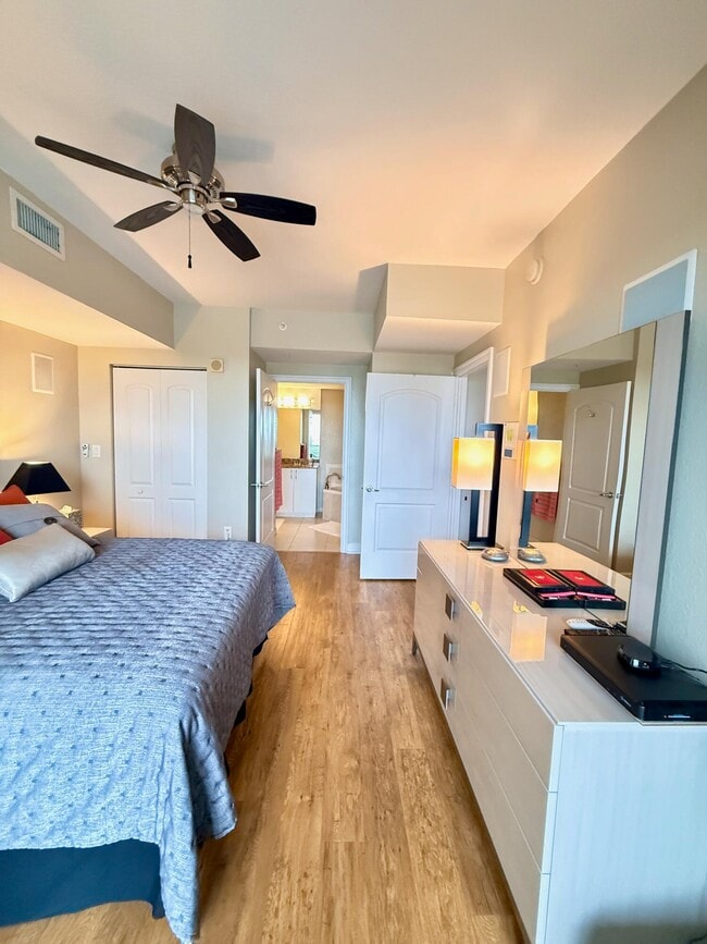 Building Photo - 1830 Radius Dr