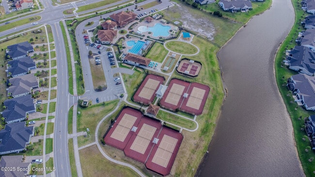 Building Photo - 7935 Wyndham Dr