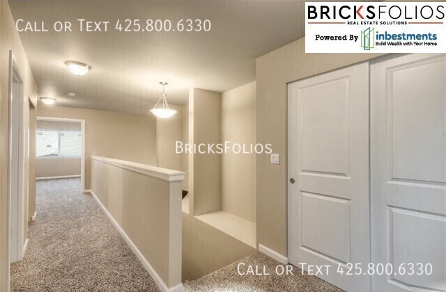 Building Photo - 9109 Carlos Wy NE