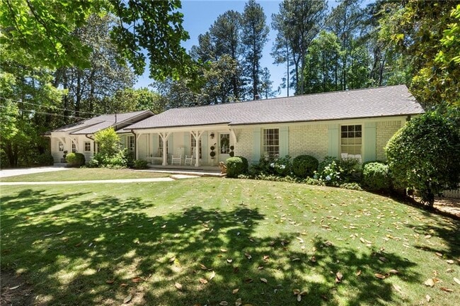 Building Photo - 4770 Chatworth Ct NE