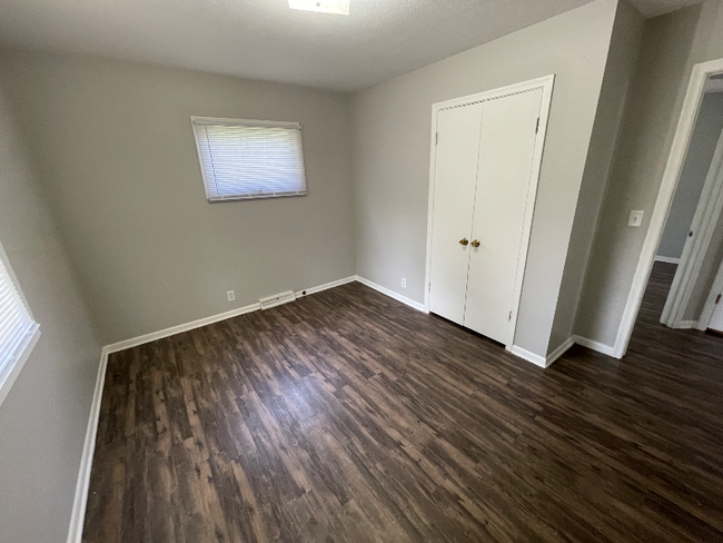 Building Photo - 4514 N 36th Ave