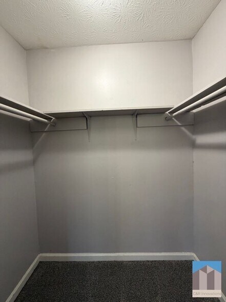 Building Photo - 2467 Verner Rd