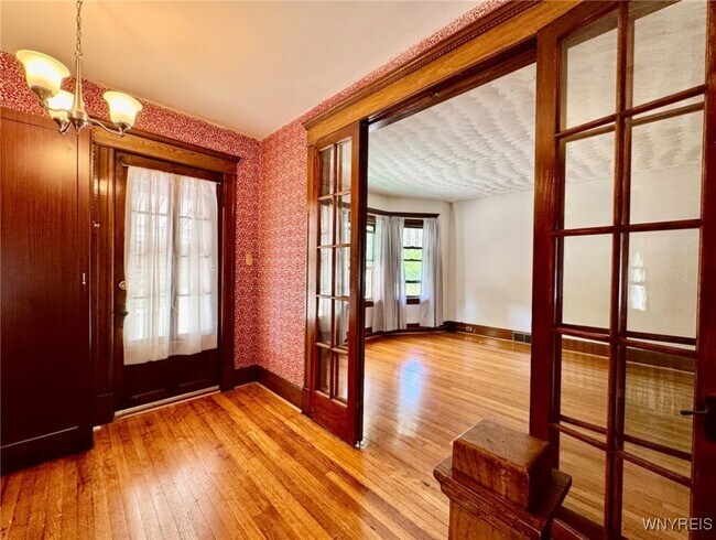 Building Photo - 63 Claremont Ave