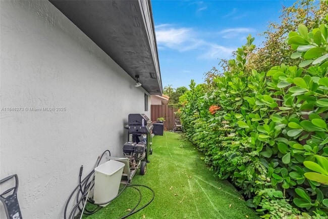 Building Photo - 14531 SW 111th Terrace