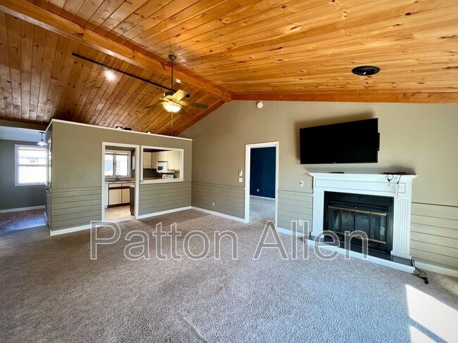 Building Photo - 494 Windswept Dr