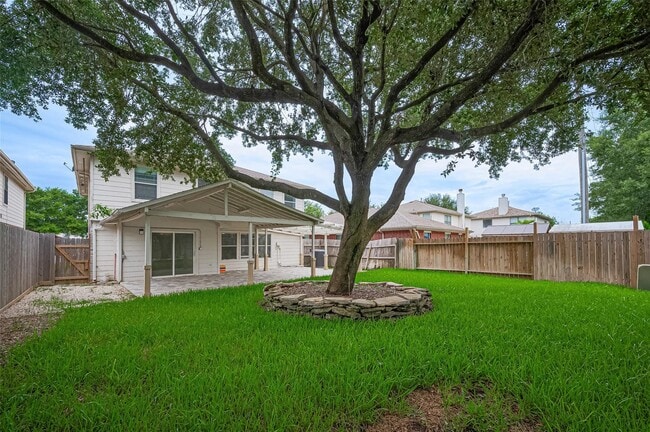 Building Photo - 5914 Clerkenwell Dr