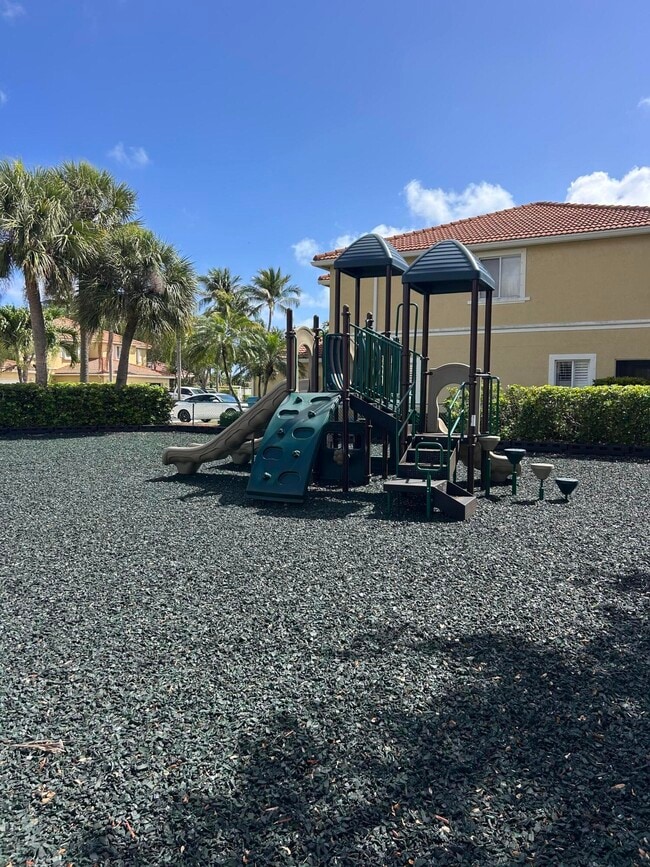 Building Photo - 1040 Arezzo Cir