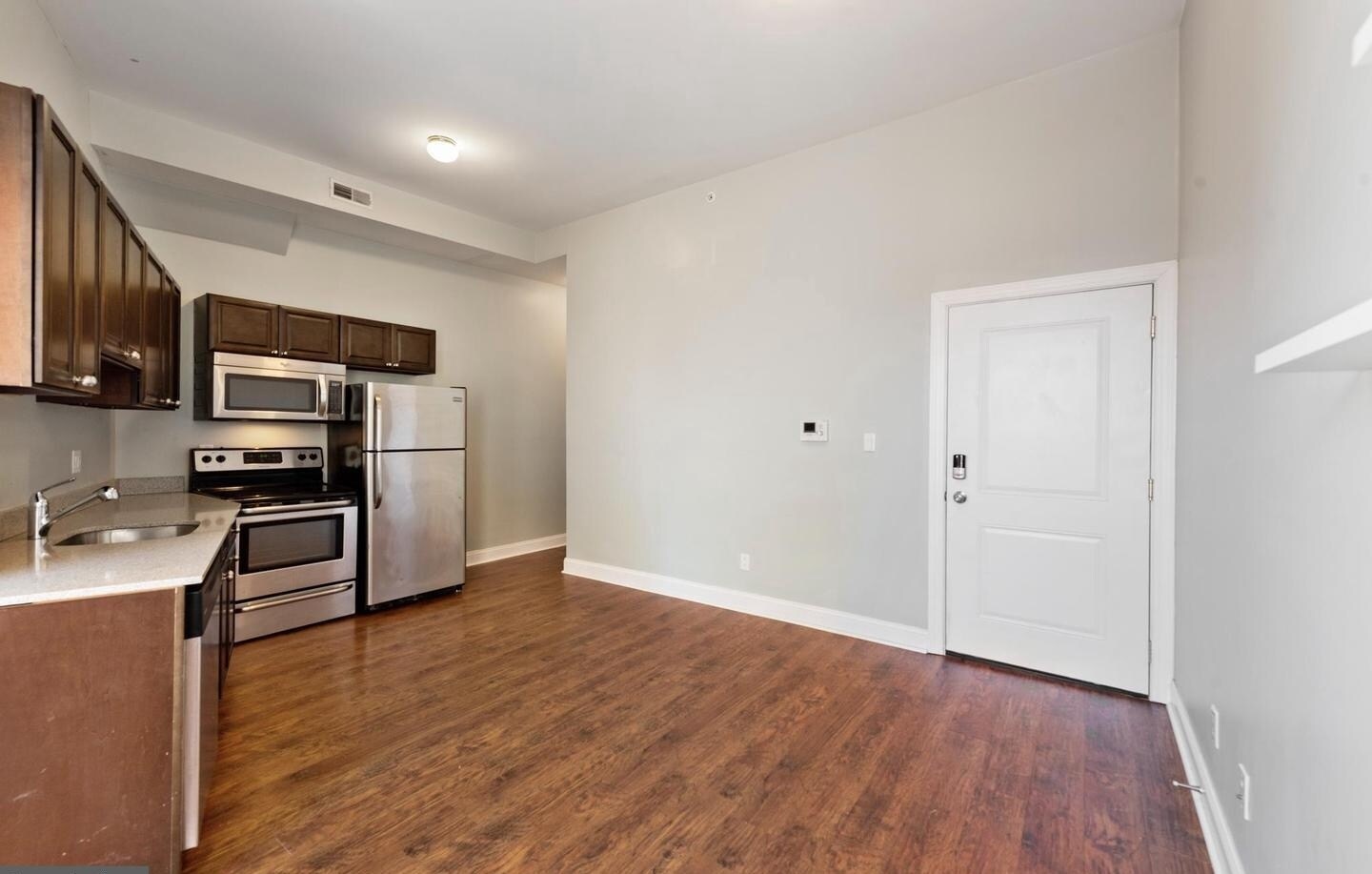 Building Photo - 2478 Frankford Ave