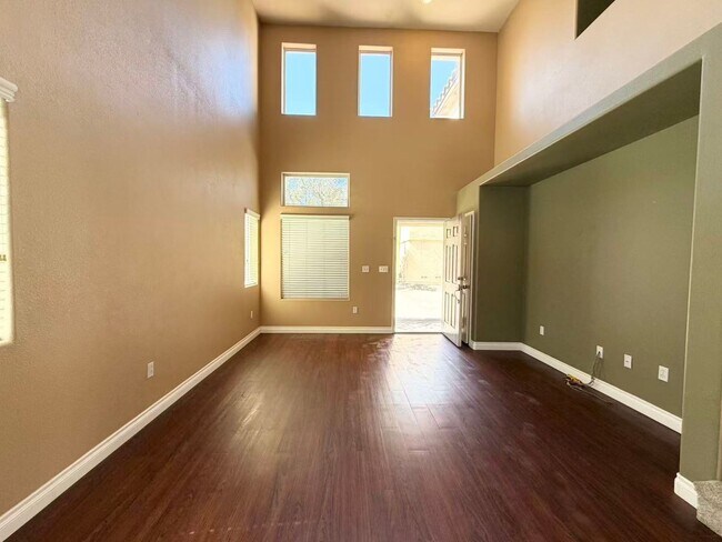Building Photo - 3925 Philomena St