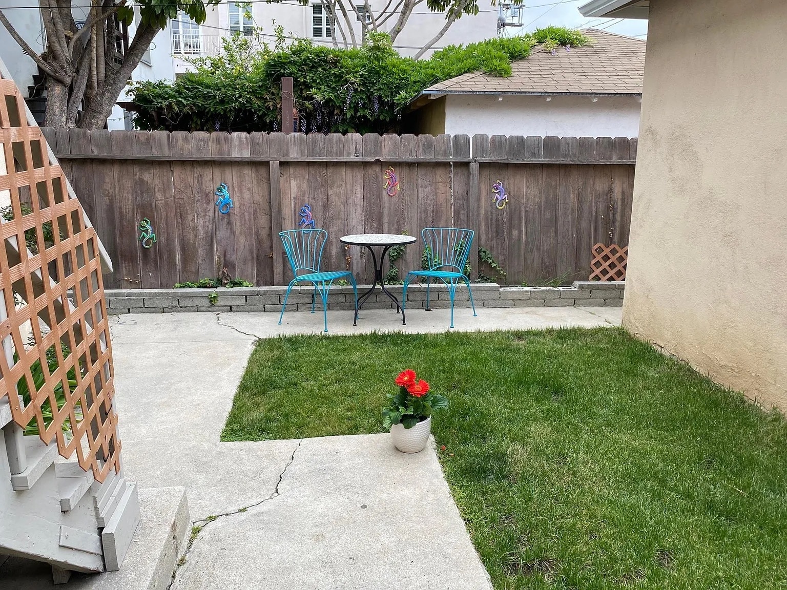 Building Photo - 1715 Glendon Ave