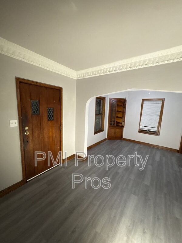 Building Photo - 2821 N 57th St