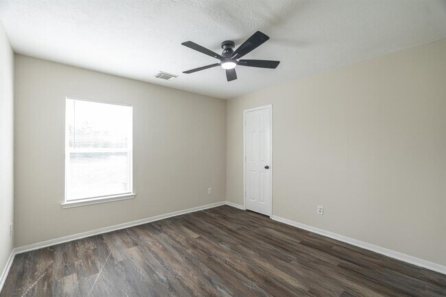 Building Photo - 21502 Trilby Way