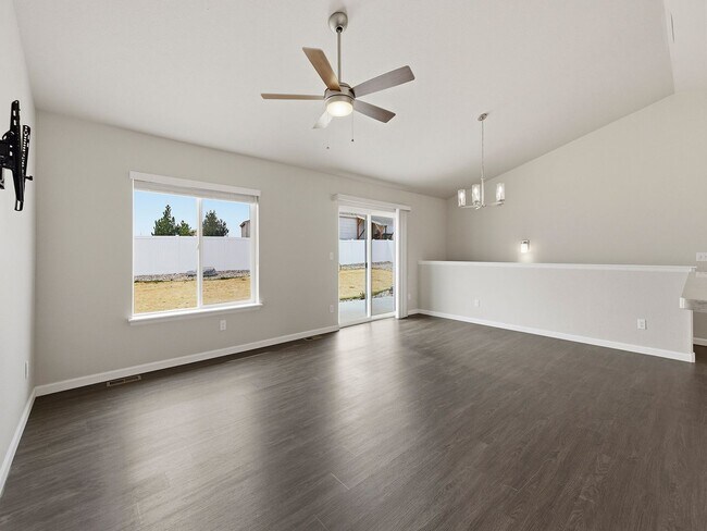 Building Photo - Excellent 3-Bedroom Home in Evans With Great Backyard & Attached Garage!