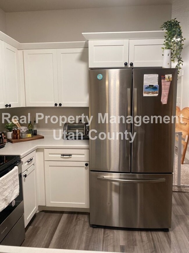 Building Photo - 3323 Hardman Way