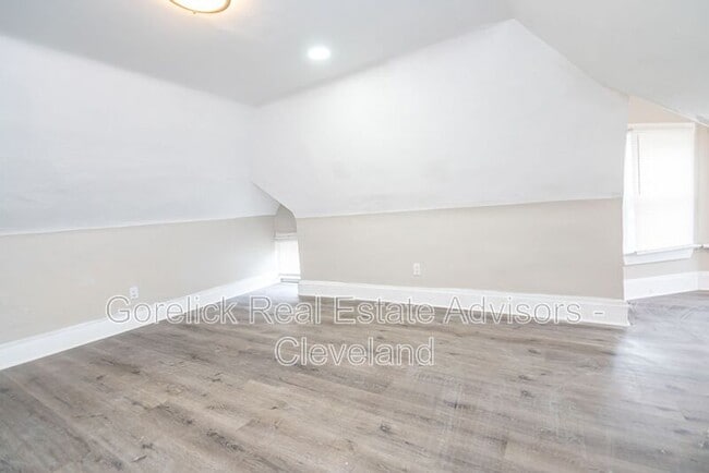 Building Photo - 2158 Murray Hill Rd