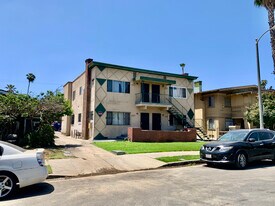 Building Photo - 1852 W 24th St