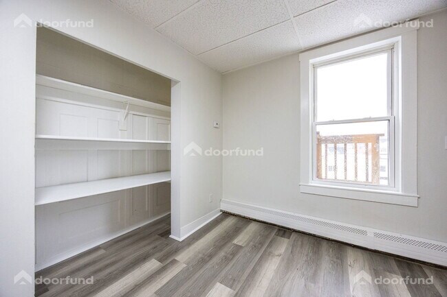 Building Photo - 3 Lyman St