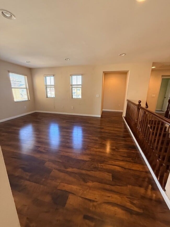 Building Photo - Beautiful Oceanview Hills house