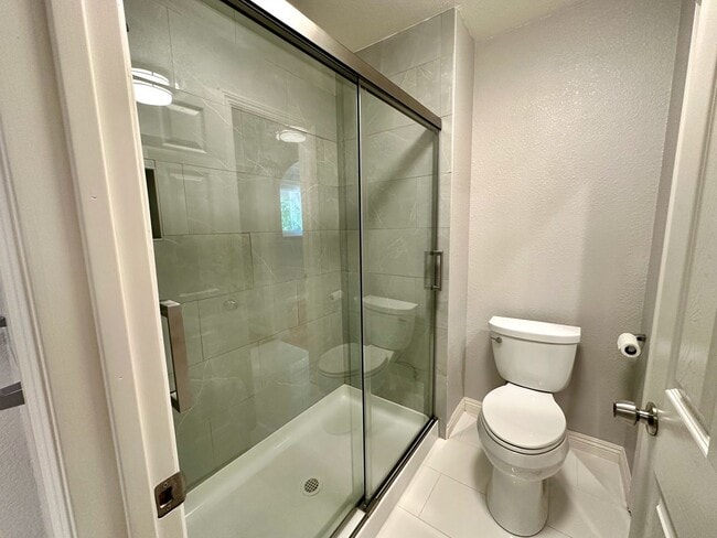 Building Photo - REQUEST A SHOWING AT MossglenProperties .c...