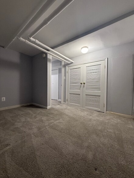 Building Photo - 219 9th St SE