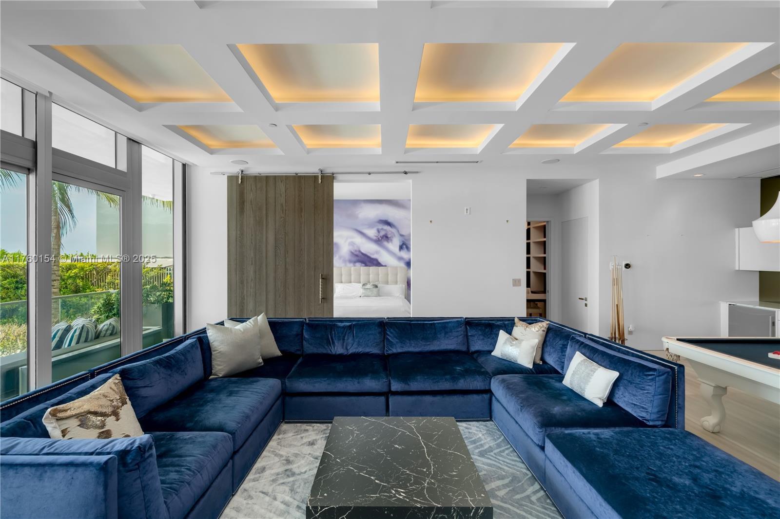 Building Photo - 321 Ocean Dr