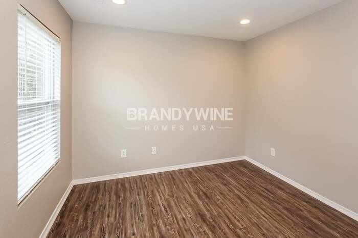 Building Photo - 8950 Chalkstone Rd