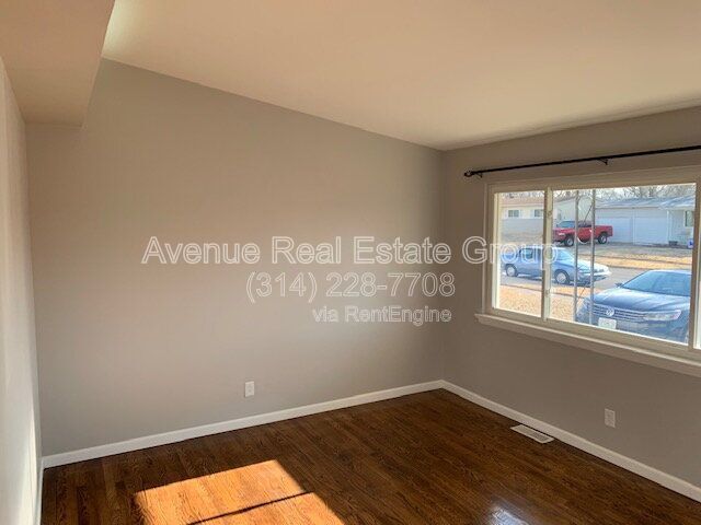 Building Photo - 45 Radford Dr