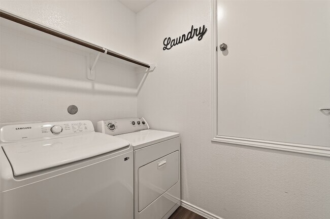 Building Photo - 25543 Pitchfork Ranch Pl