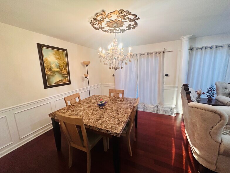Dinning Room - 5226 Cedarhurst Dr