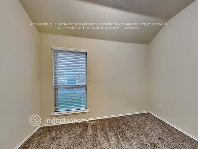 Building Photo - 9813 Fox Squirrel Trail