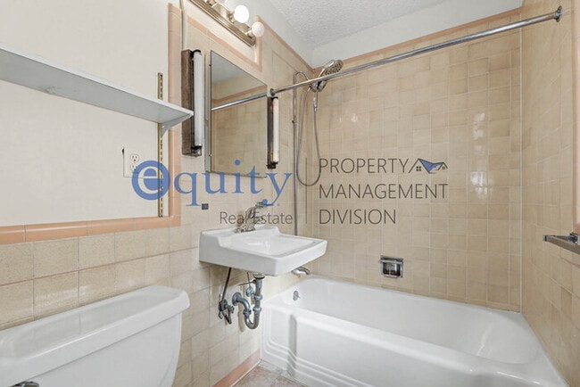 Building Photo - Murray House for Rent