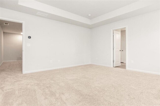 Building Photo - 410 Pt Pl Dr