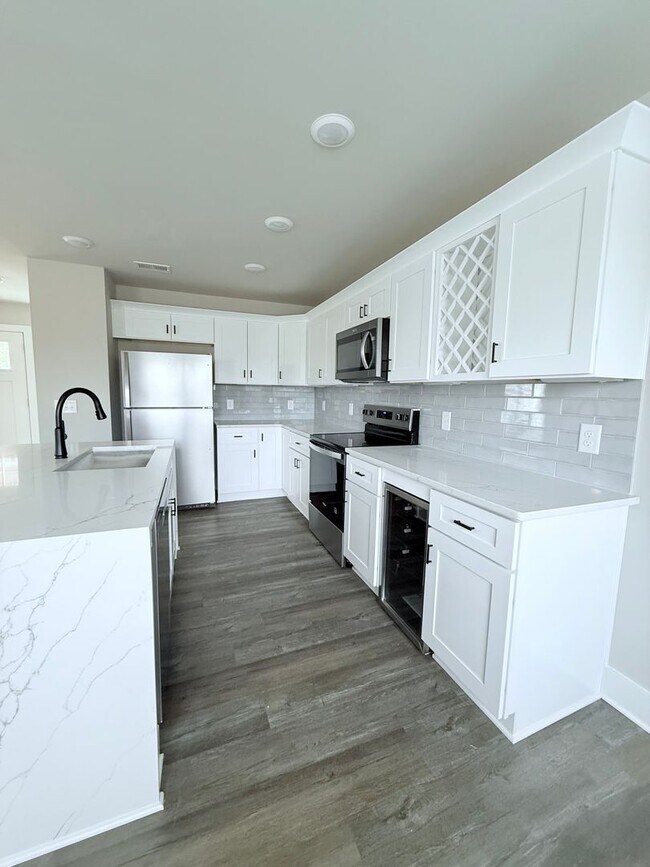 Building Photo - 2 Bedroom Single Family Home - Forsyth County