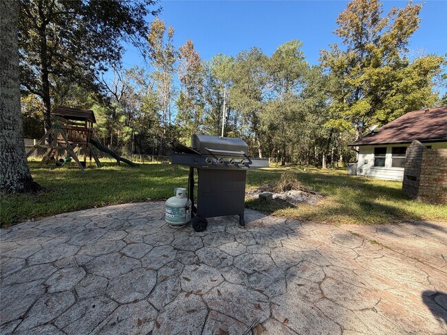 Building Photo - 28402 Ascot Farms Rd