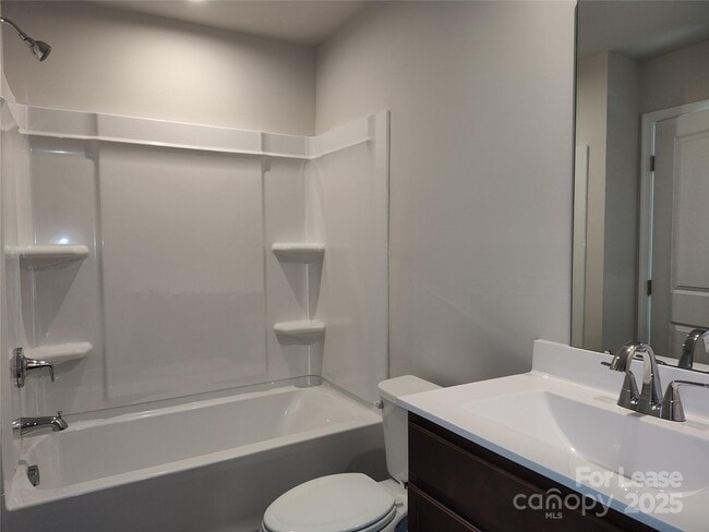 Building Photo - 8031 Sinnet Pl