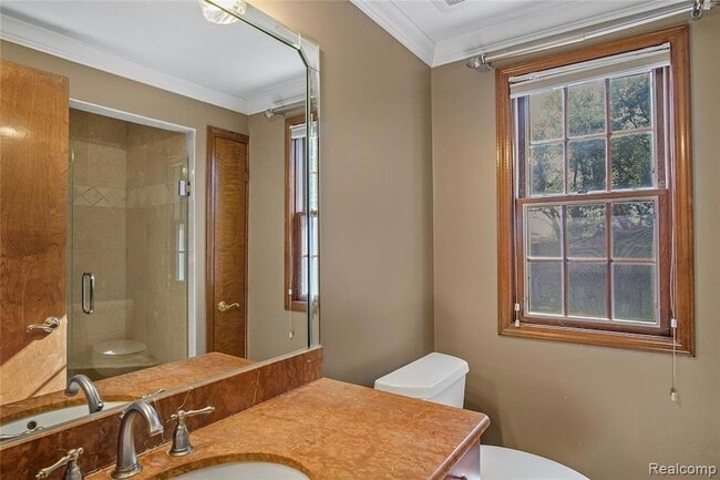 Building Photo - 1777 Fairway Dr