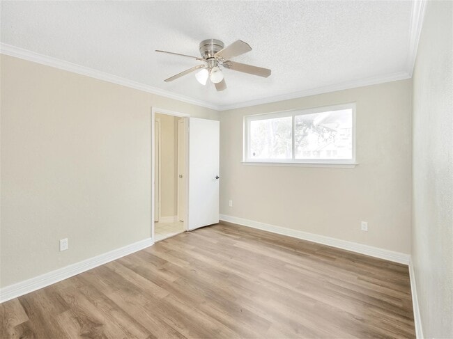 Building Photo - 2311 Lemonwood Ln
