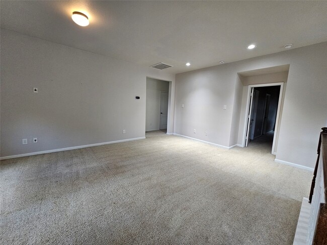 Building Photo - 4330 Lake Cypress Cir